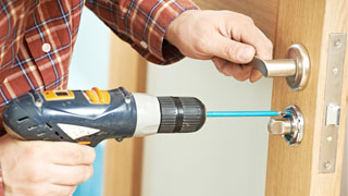 Automotive Locksmith at 01701, Massachusetts